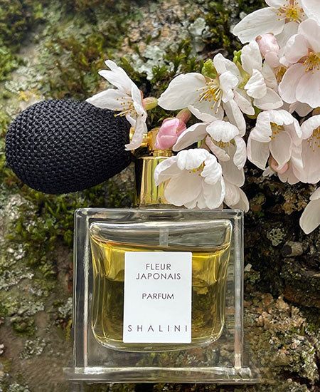 Shalini Fleur Japonaise